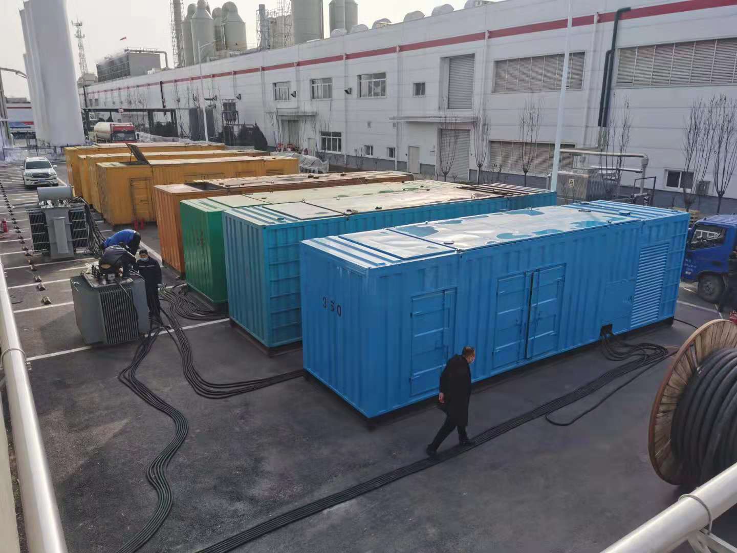 黄南发电机出租-两相发电机与三相发电机有何区别?