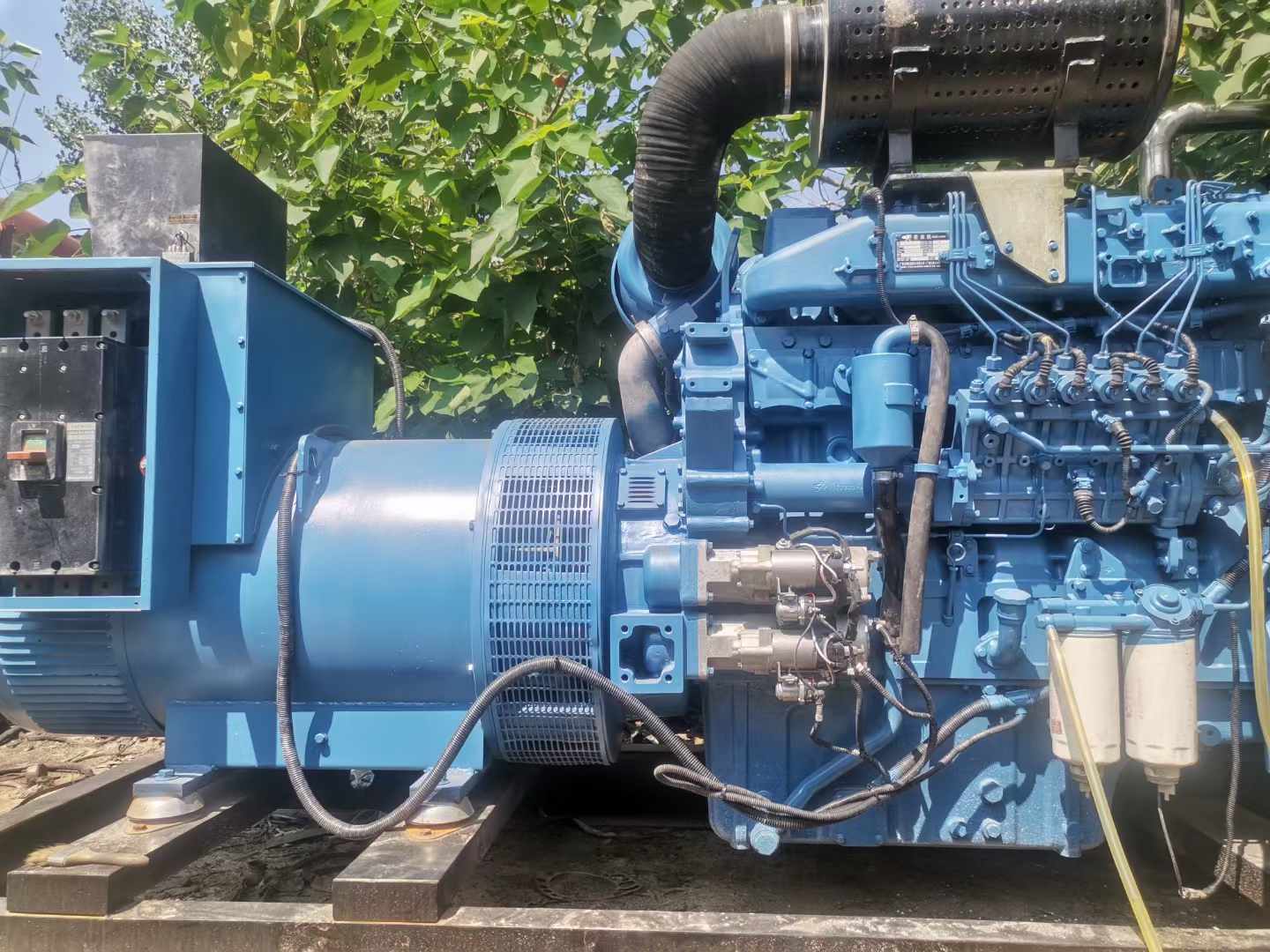 黄南详细说明降低 800kW 柴油发电机输出电流波动的方法