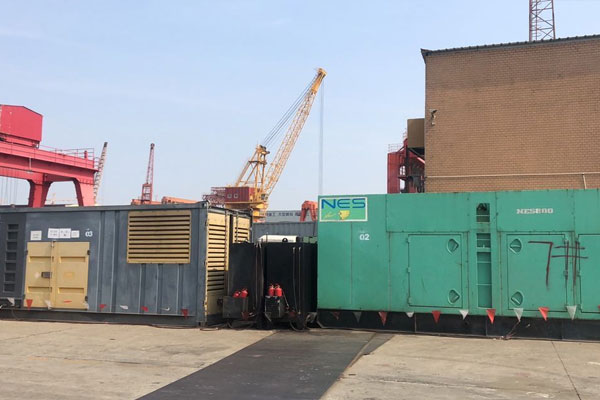 黄南发电机出租空气滤清器的清洁频率是多少？